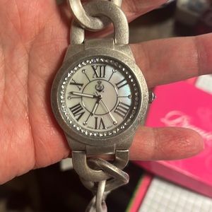 Chain Link Style Watch New! premier Designs